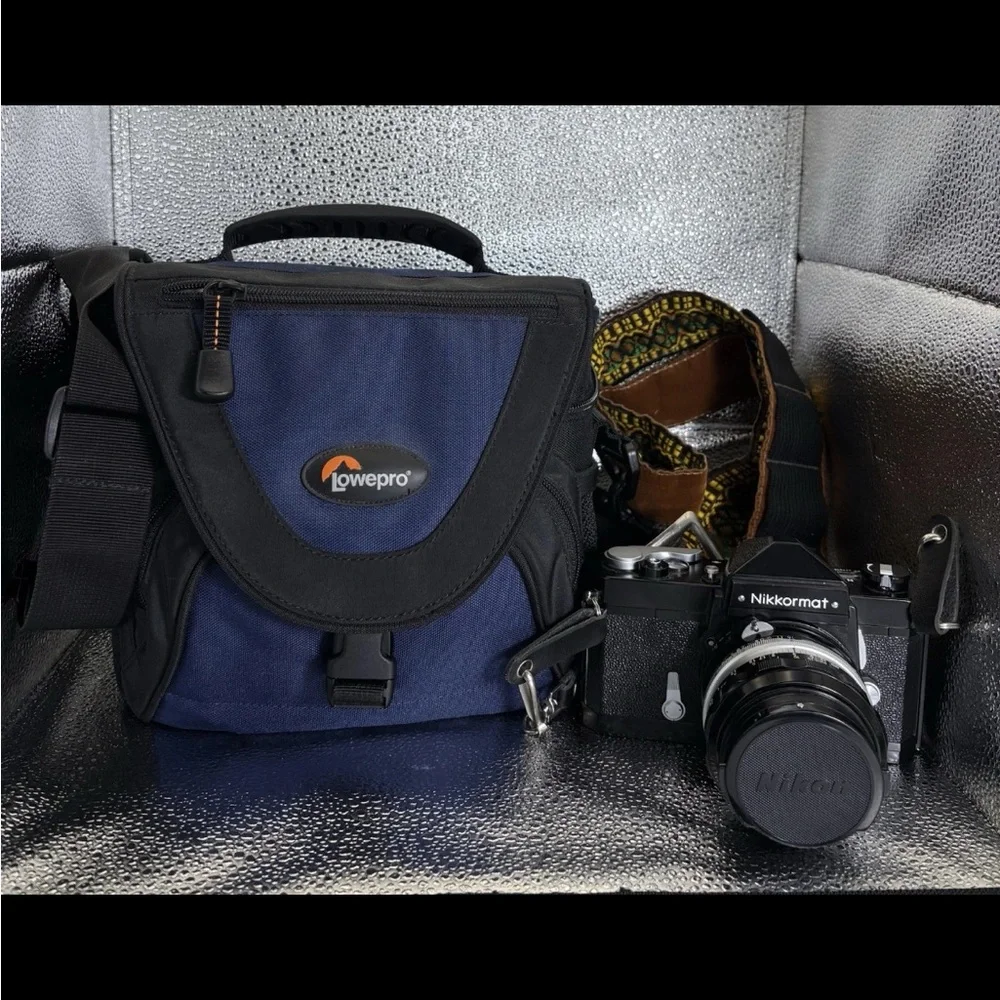 WORKING Black Nikon Nikkormat FTn 35mm Film SLR Camera With lens/case/ & Manuals